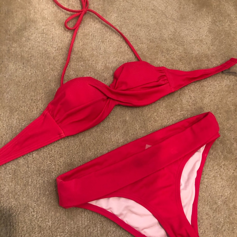 Magenta Pink Pus-Up Balconet Bikini - 32A, Small